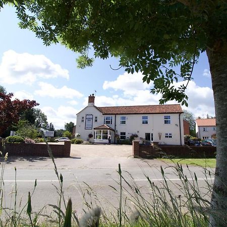 The Plough Inn Marsham Екстериор снимка